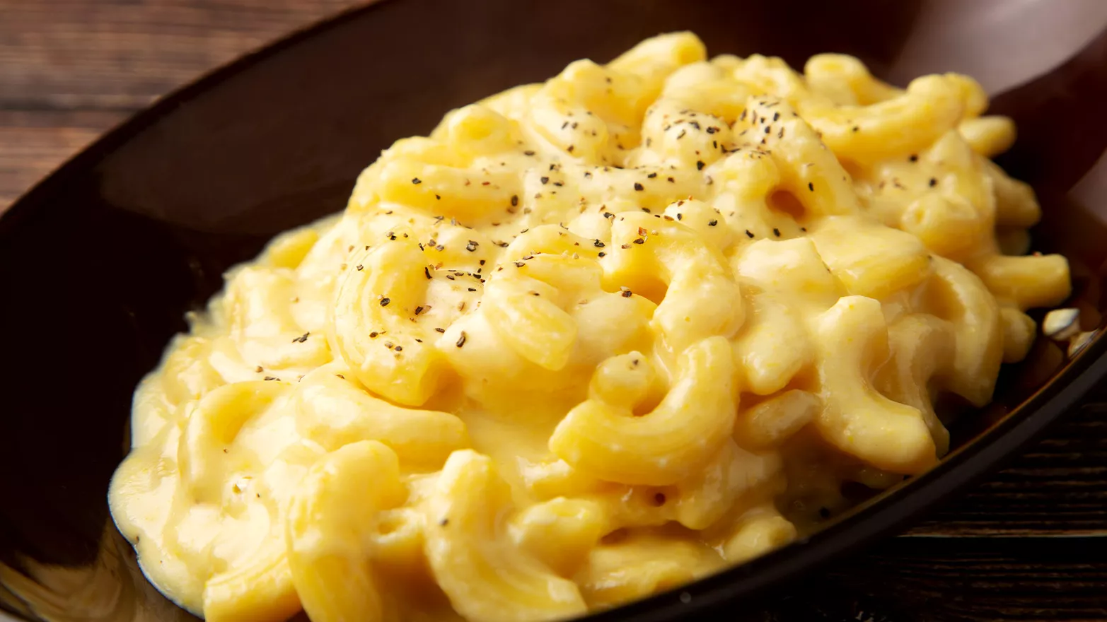 cracked-pepper-to-boxed-mac-and-cheese.webp