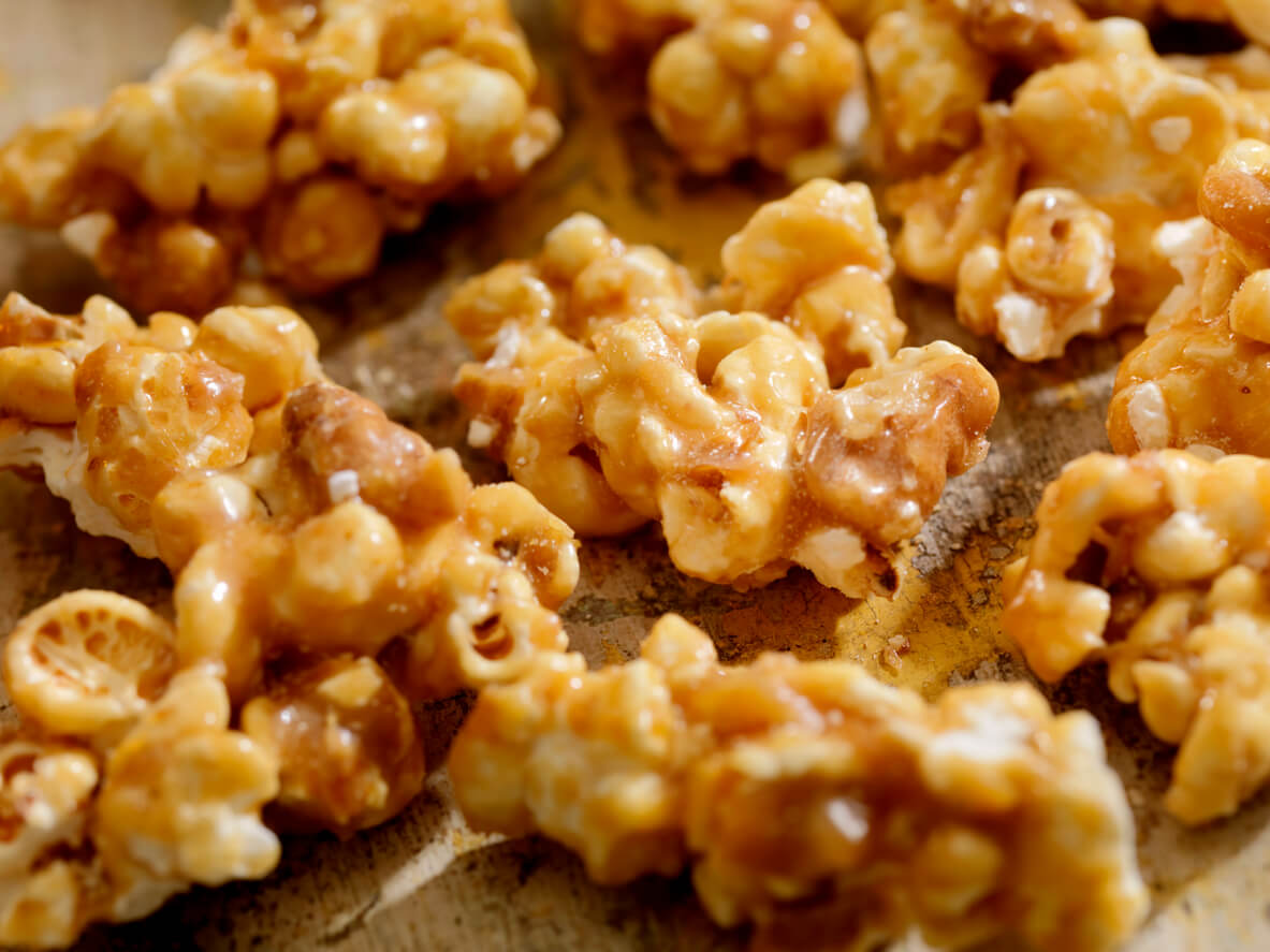 Caramel Popcorn with Nuts