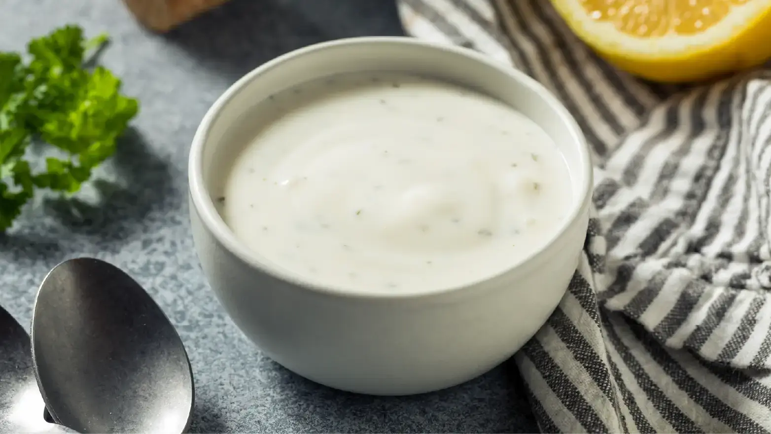 ranch dip made with greek yogurt