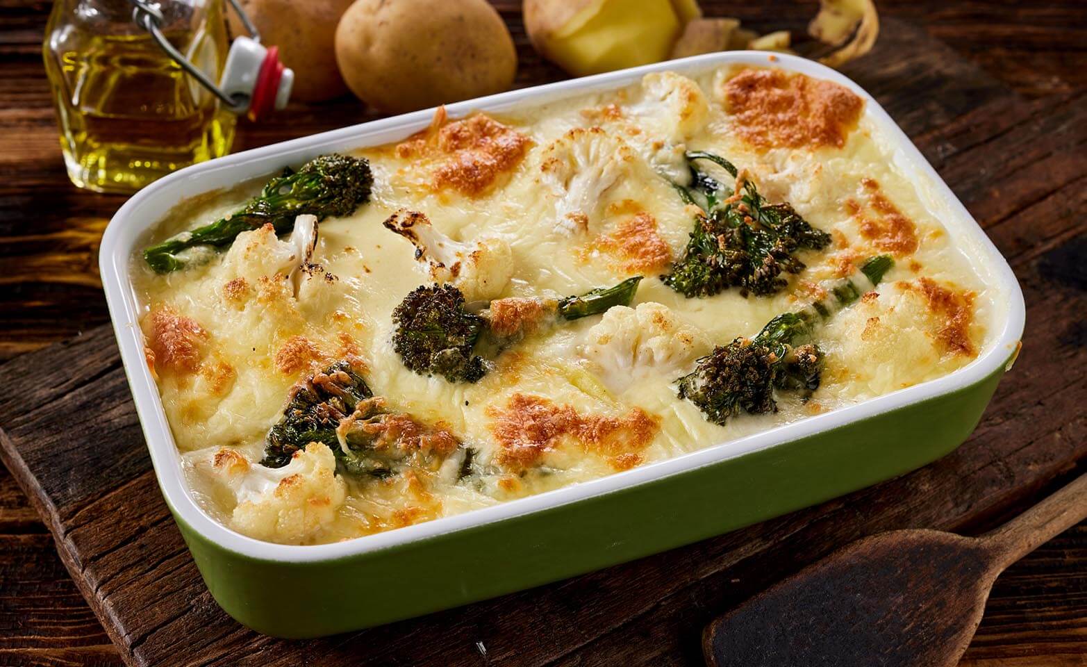 Creamy keto broccoli casserole