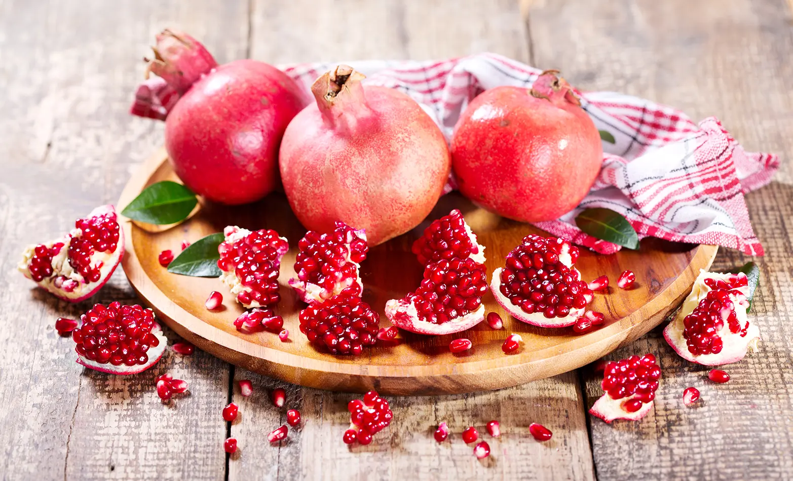 pomegranates fall fruits