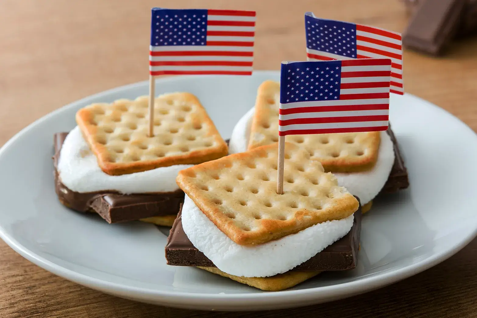 patriotic s'mores