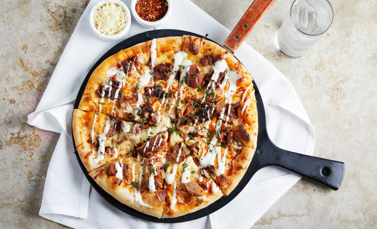BBQ chicken pizza skillet