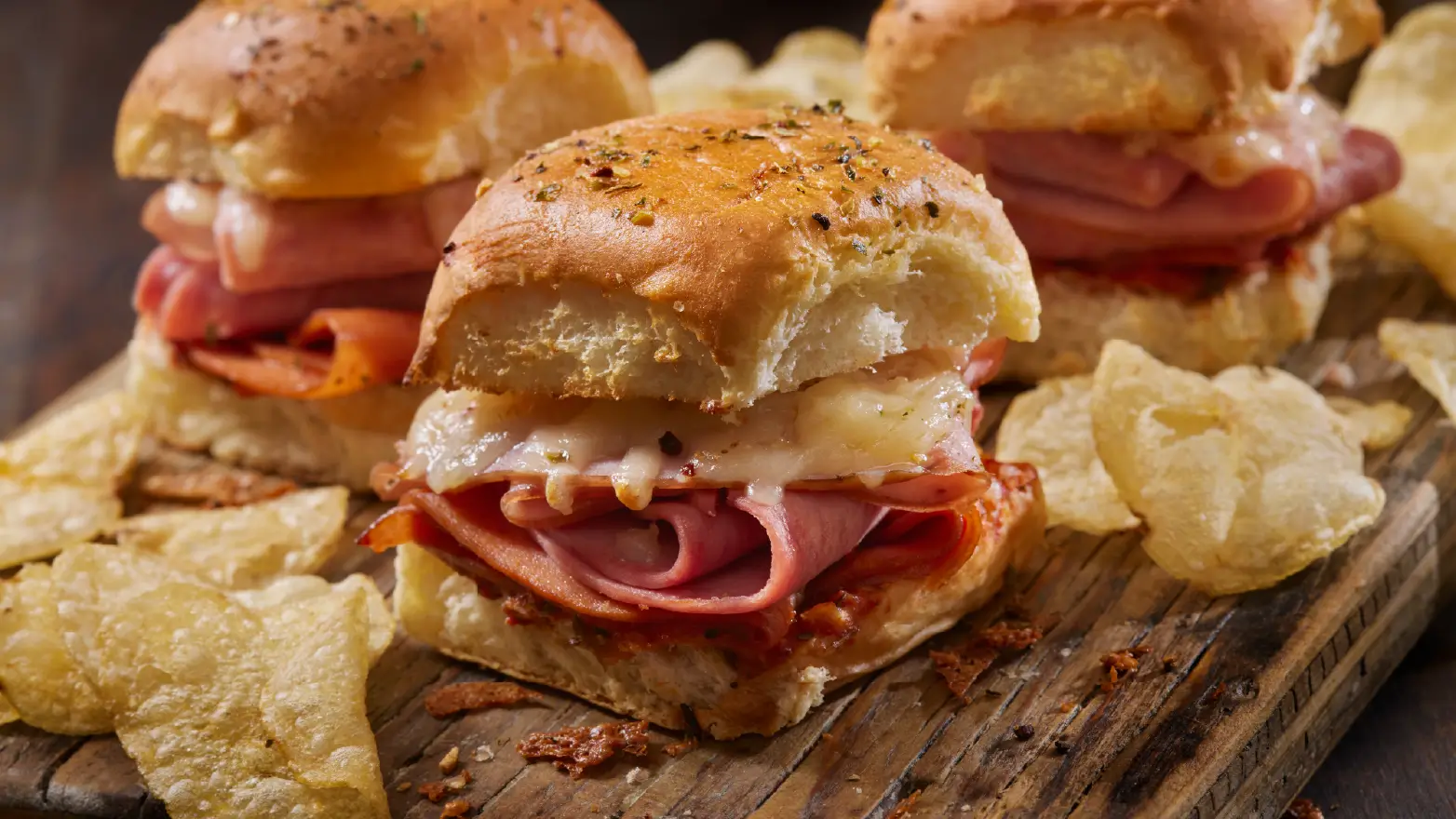 ham and cheese sliders with potato chips