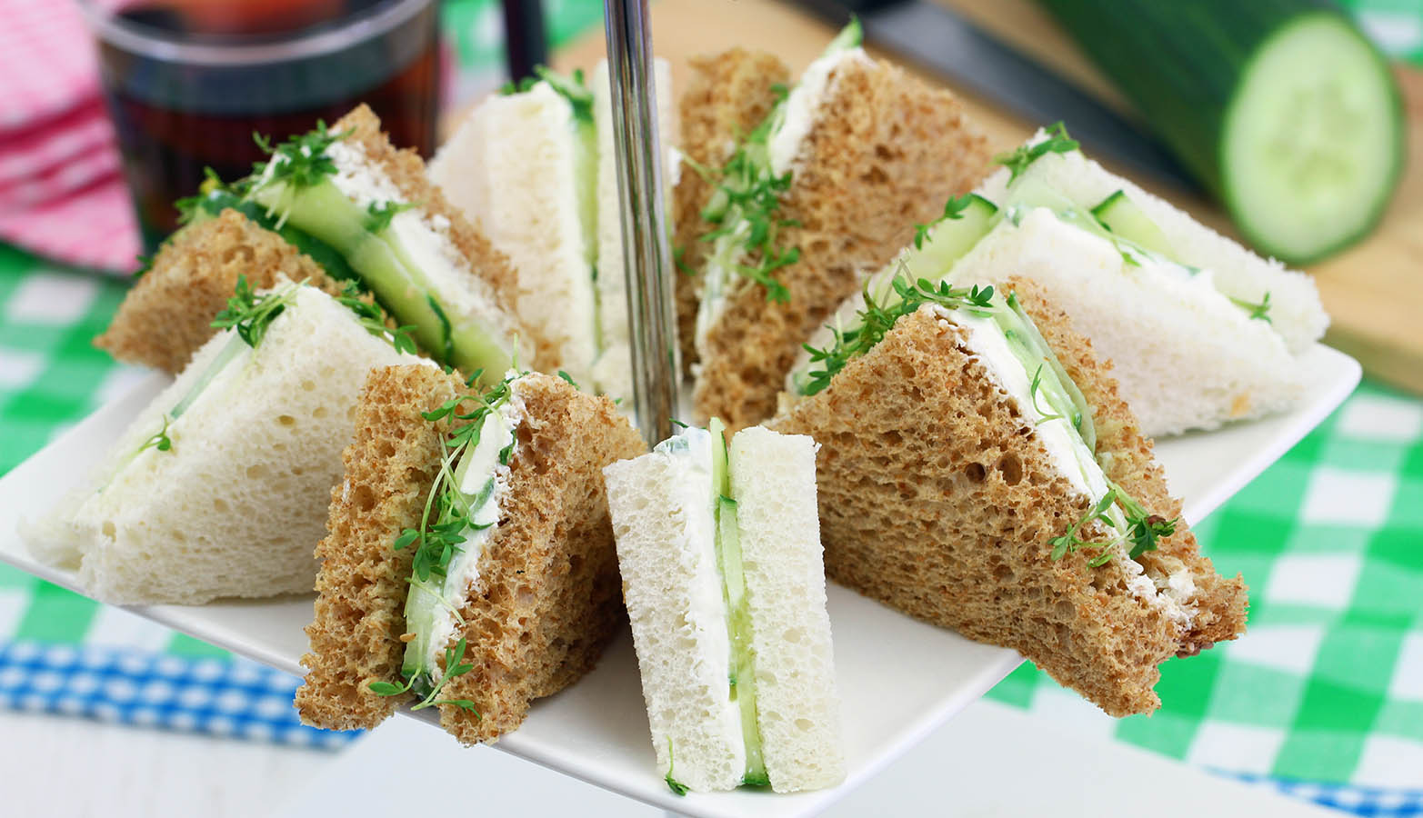 03-sandwiches.jpg
