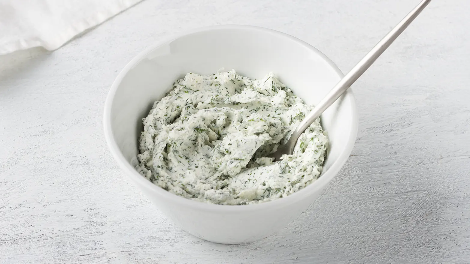 cottage cheese dip with garlic and onion