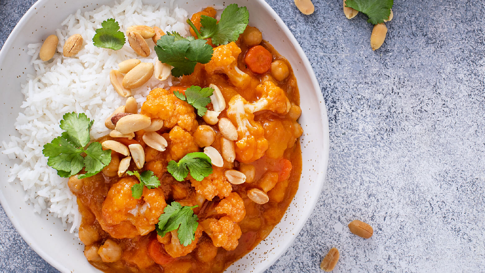 cauliflower and chickpea curry