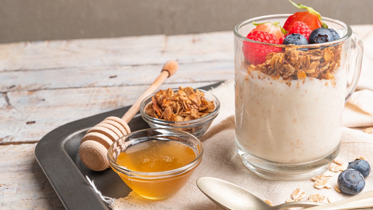 Fruit parfait with honey and granola