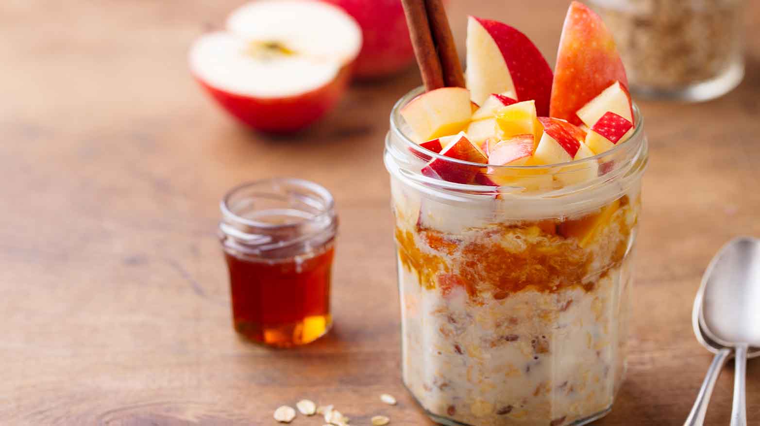 Gingerbread overnight oats for kids.