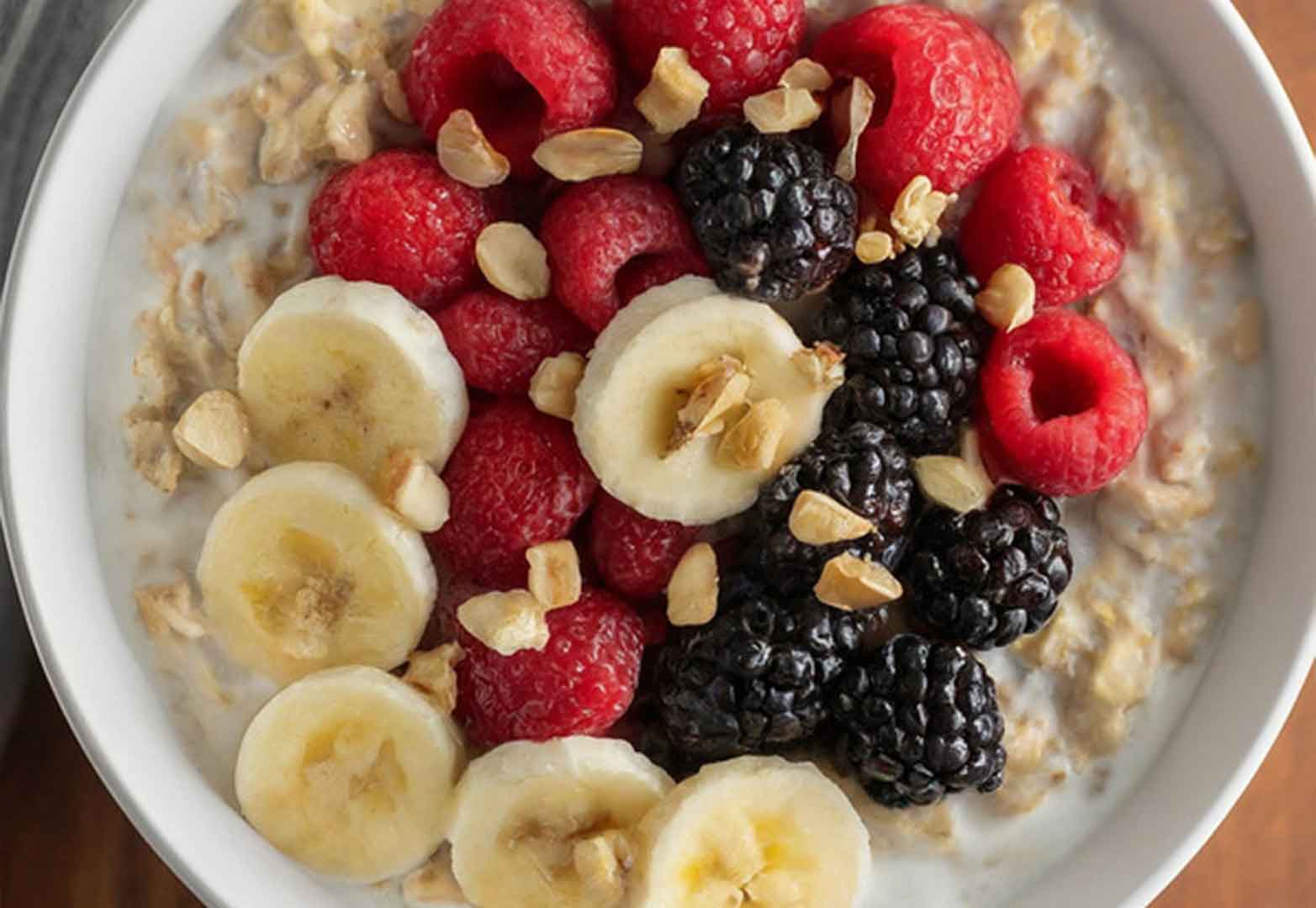 Overnight oatmeal with yogurt