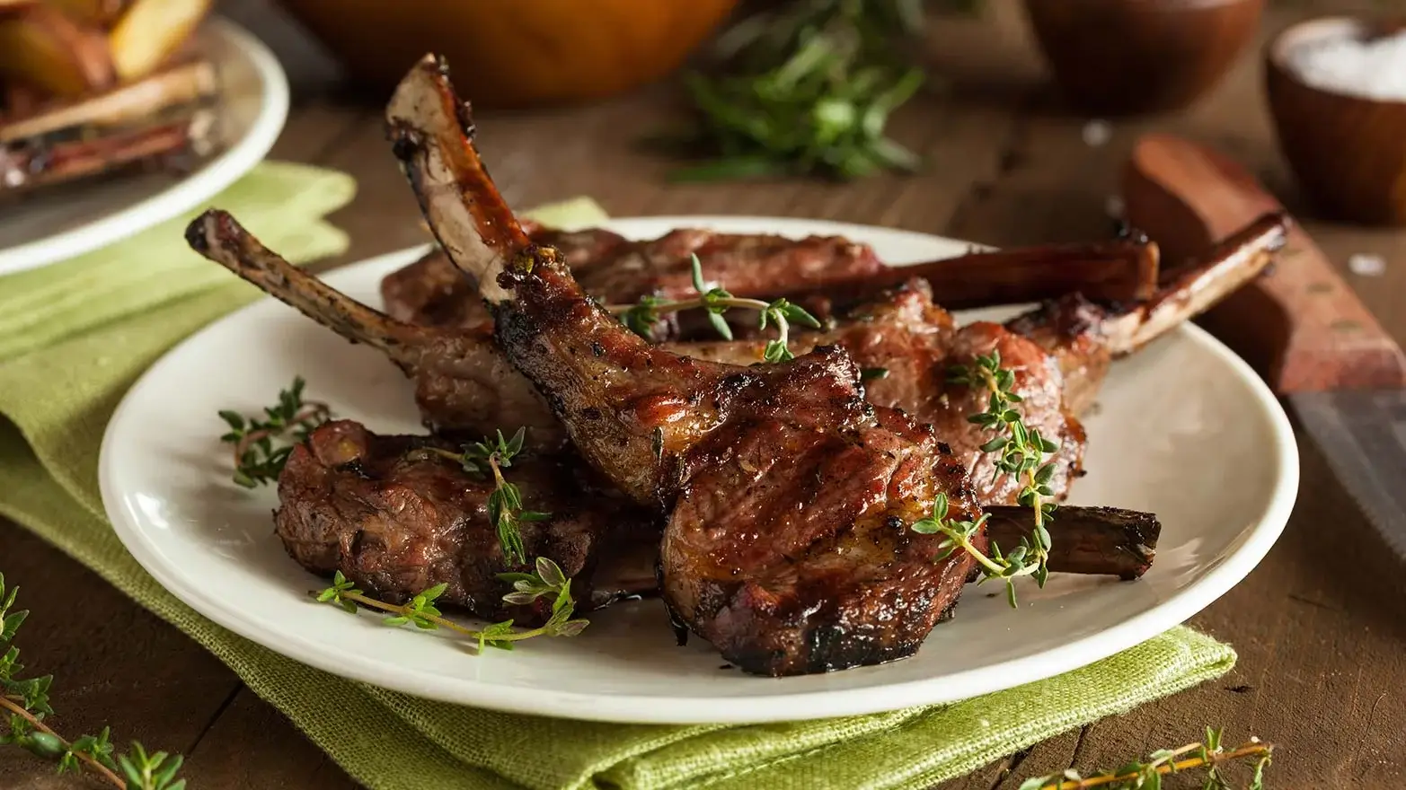 Juicy grilled lamb chops with marinade