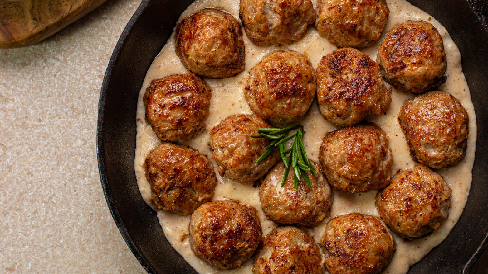 meatballs with gravy