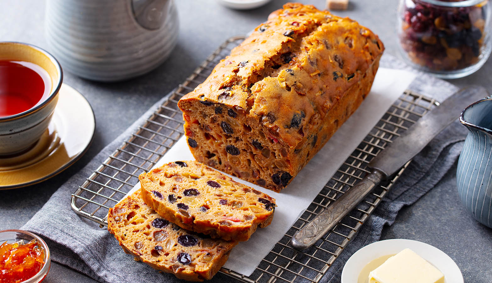 06-fruitcake.jpg