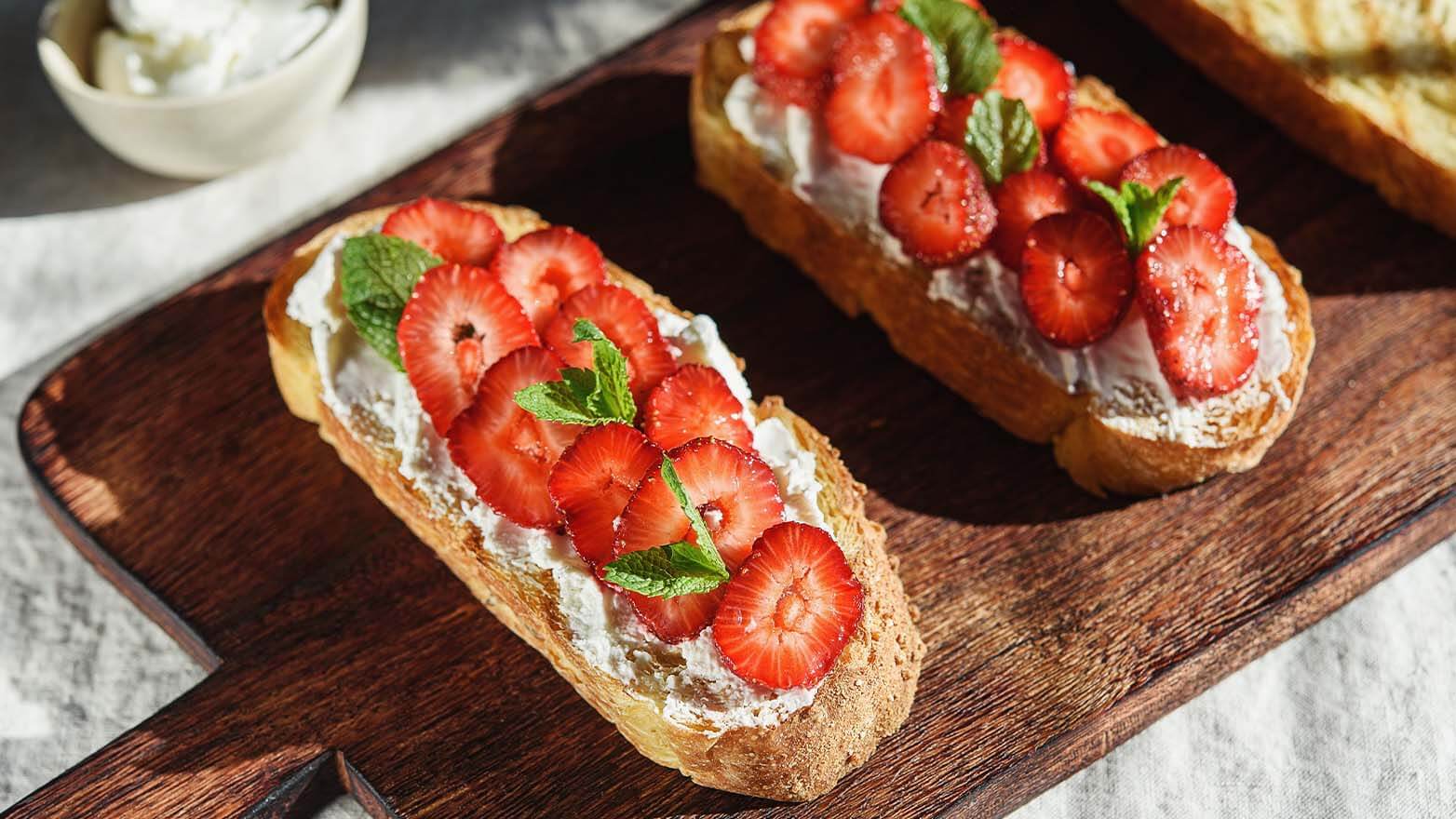 Strawberry and blue cheese bruschetta