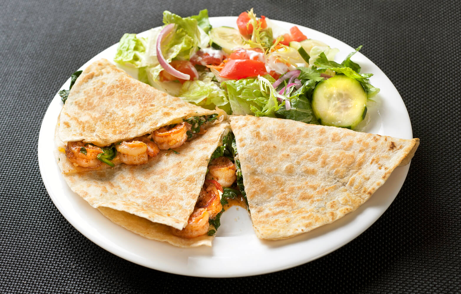 Shrimp quesadilla with veggies