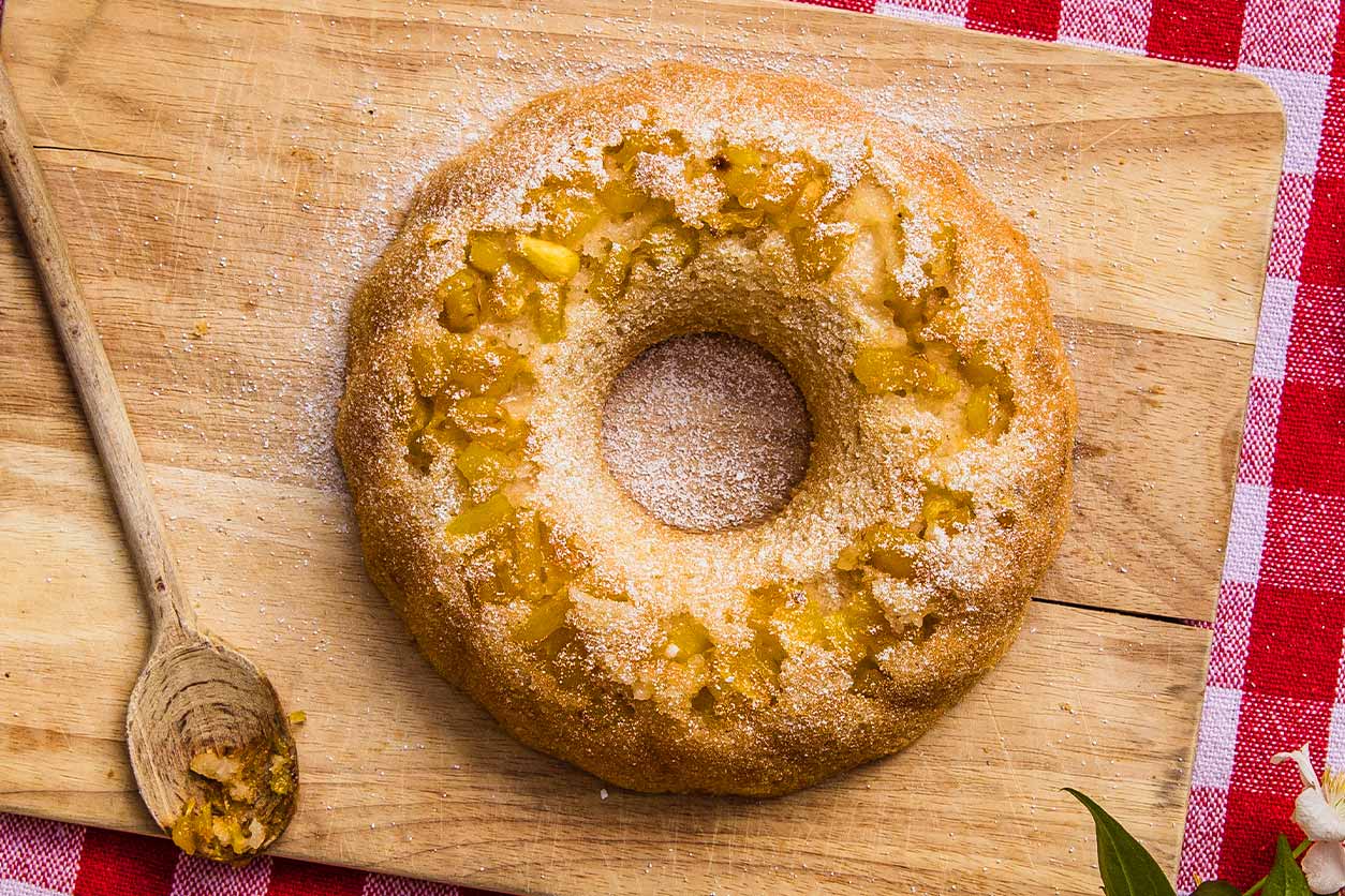 pineapple sunshine cake