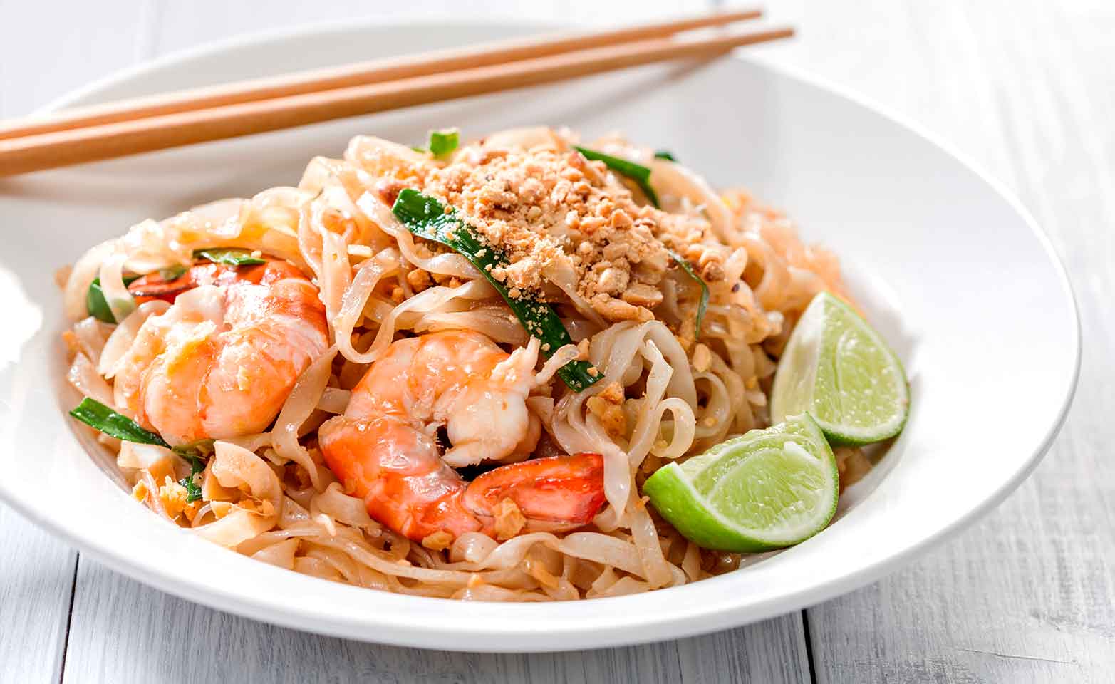 stock image of shrimp pad Thai