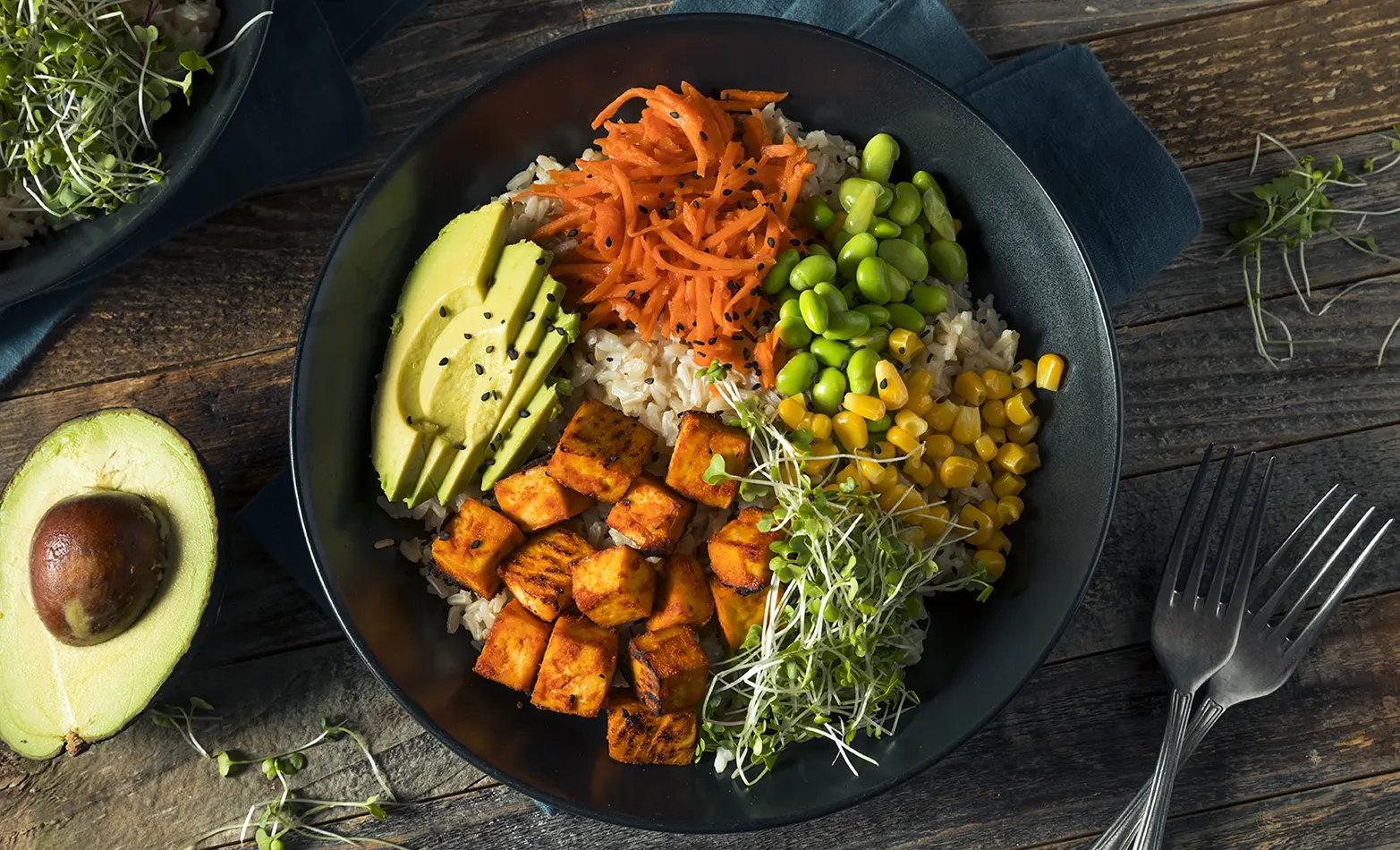 quinoa tofu veggie bowl
