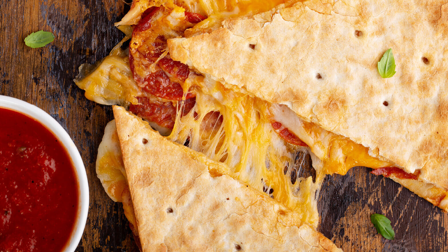 pepperoni pizza quesadillas