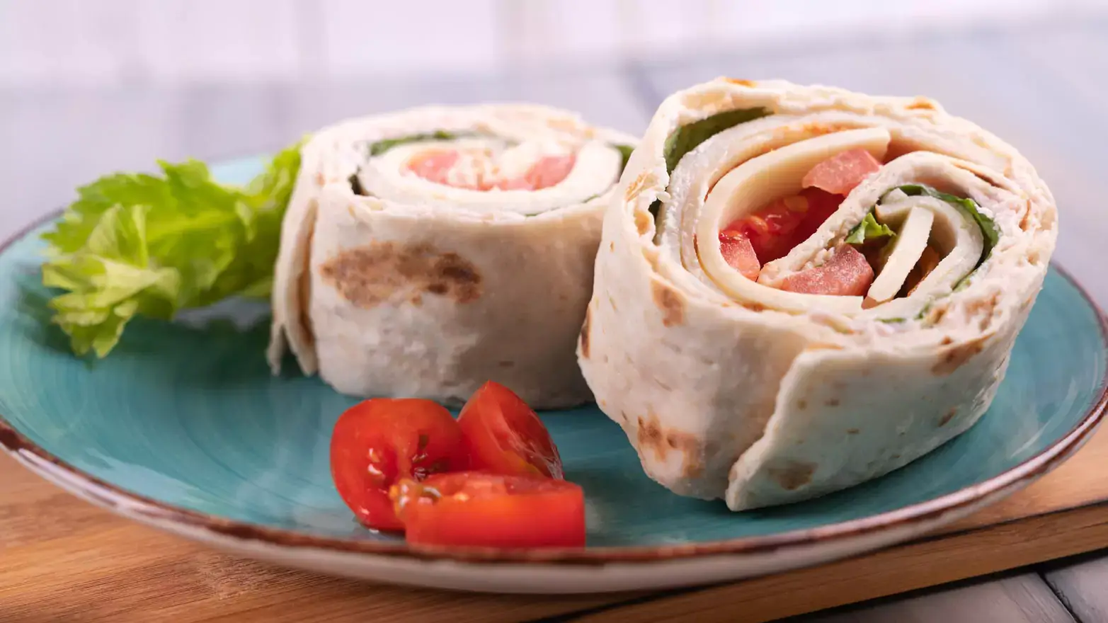 Turkey pesto pinwheels with fresh veggies