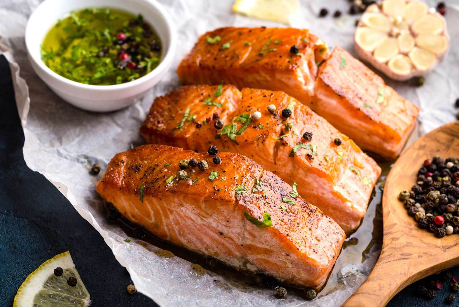 garlic-roasted-salmon (1)