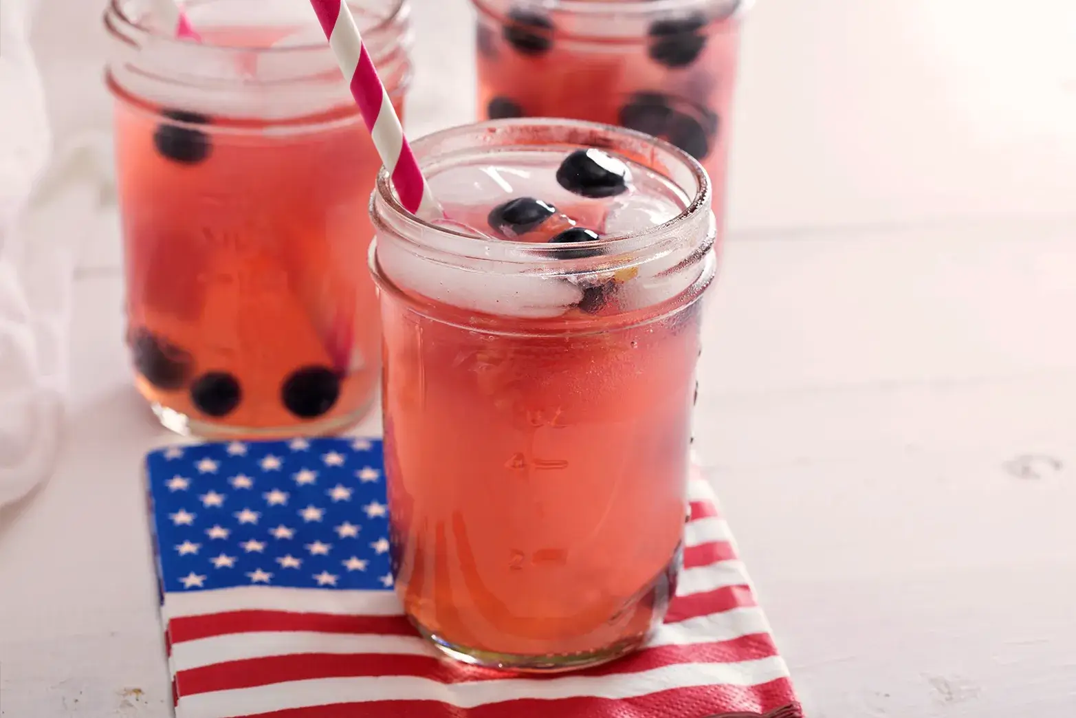 fresh fruit juice in mason jars