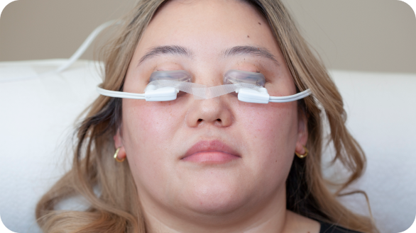 Woman Dry Eye treatment front