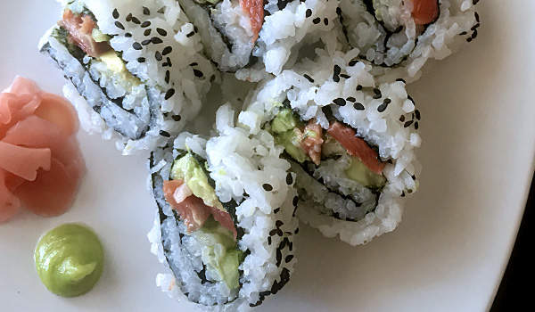 Easy Homemade Wild Salmon  or Tuna  Sushi