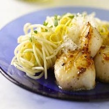 pan-seared_scallops_lemon-garlic_pasta.jpg