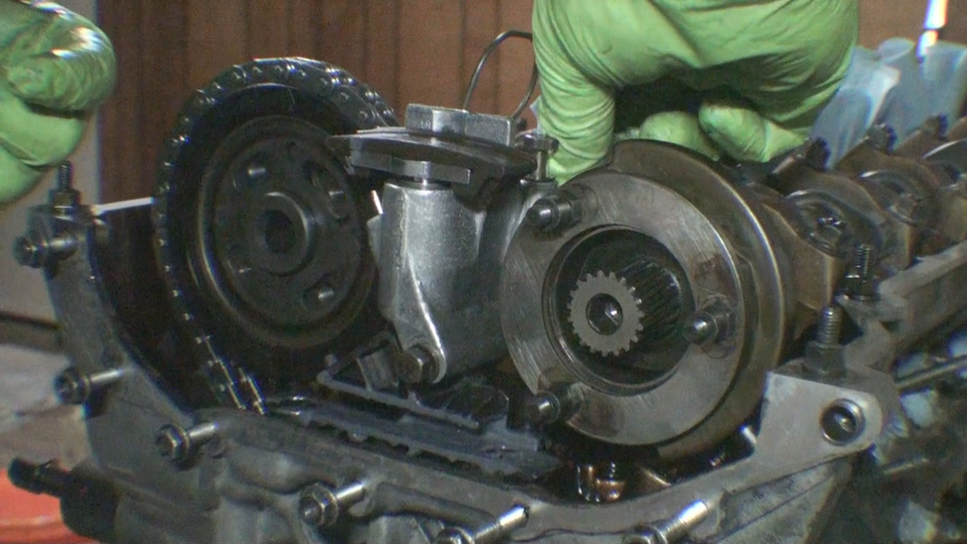 upper timing chain tensioner