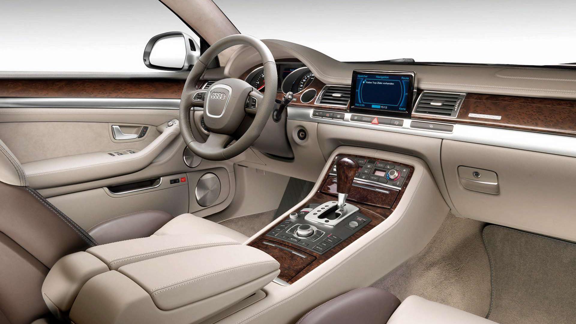 Cheap European Luxury Vehicles Audi A8 rear view
