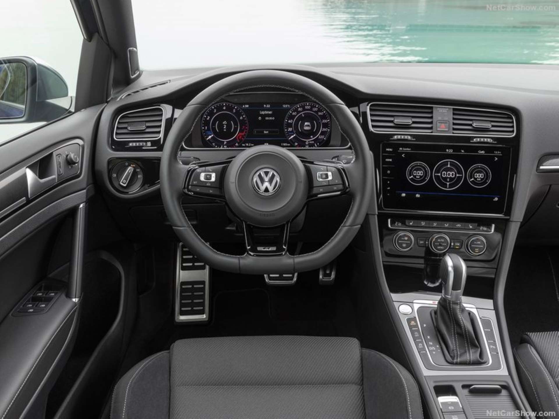 Volkswagen Mk7.5 Golf R Dashboard