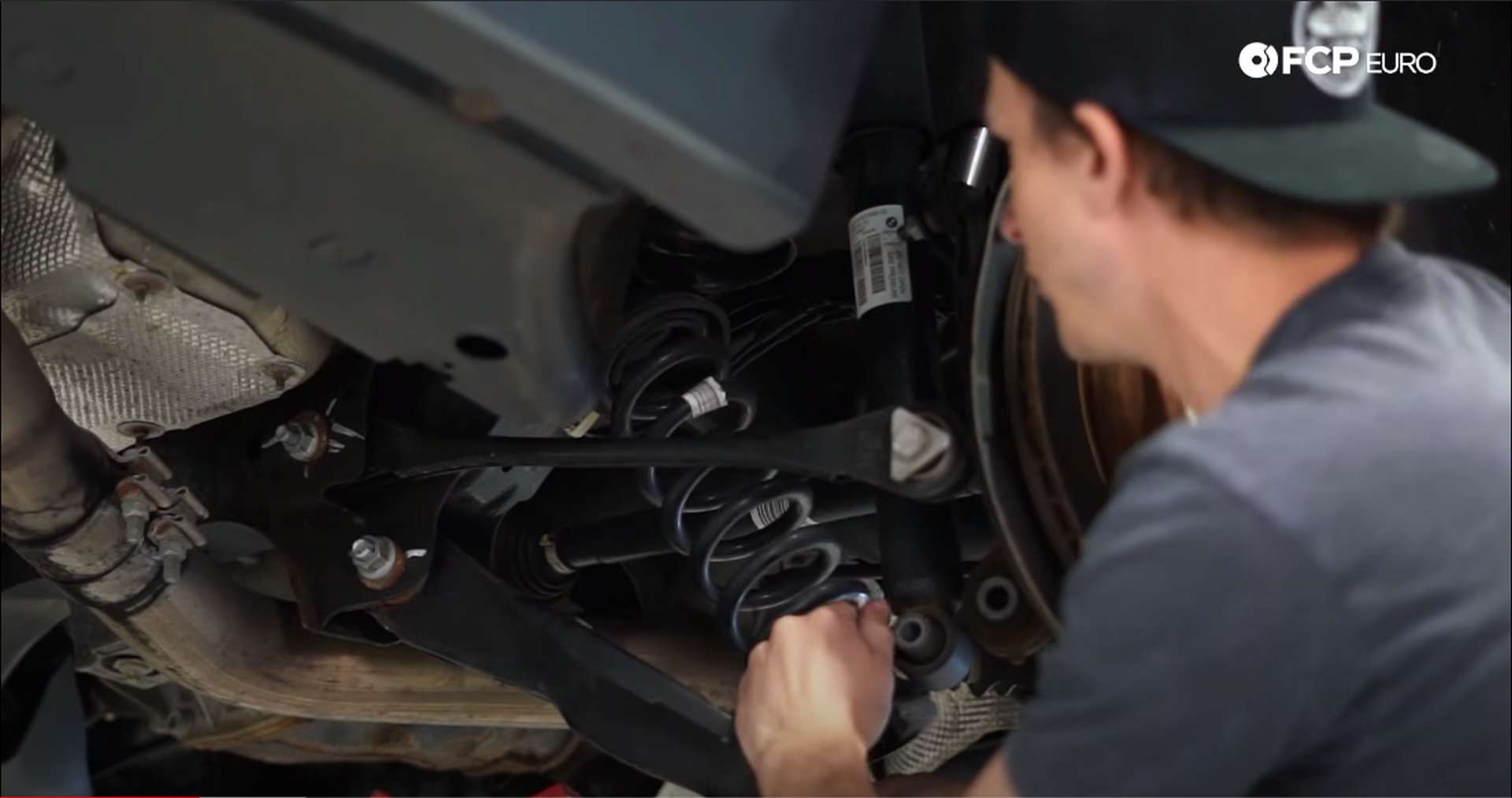 DIY BMW F30 Coilovers rear spring removal