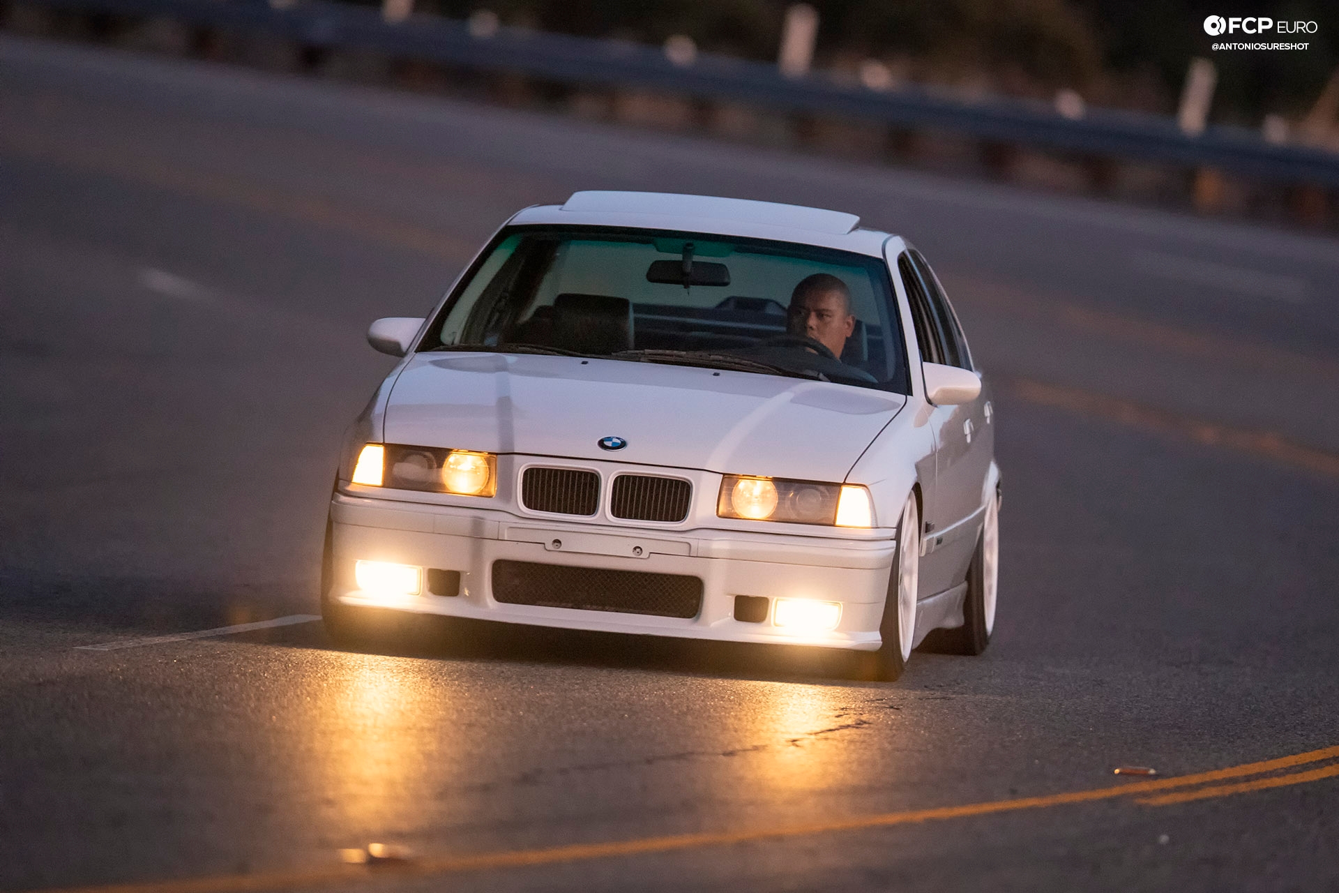 E36 BMW sedan 328i Hartge 1DX24614