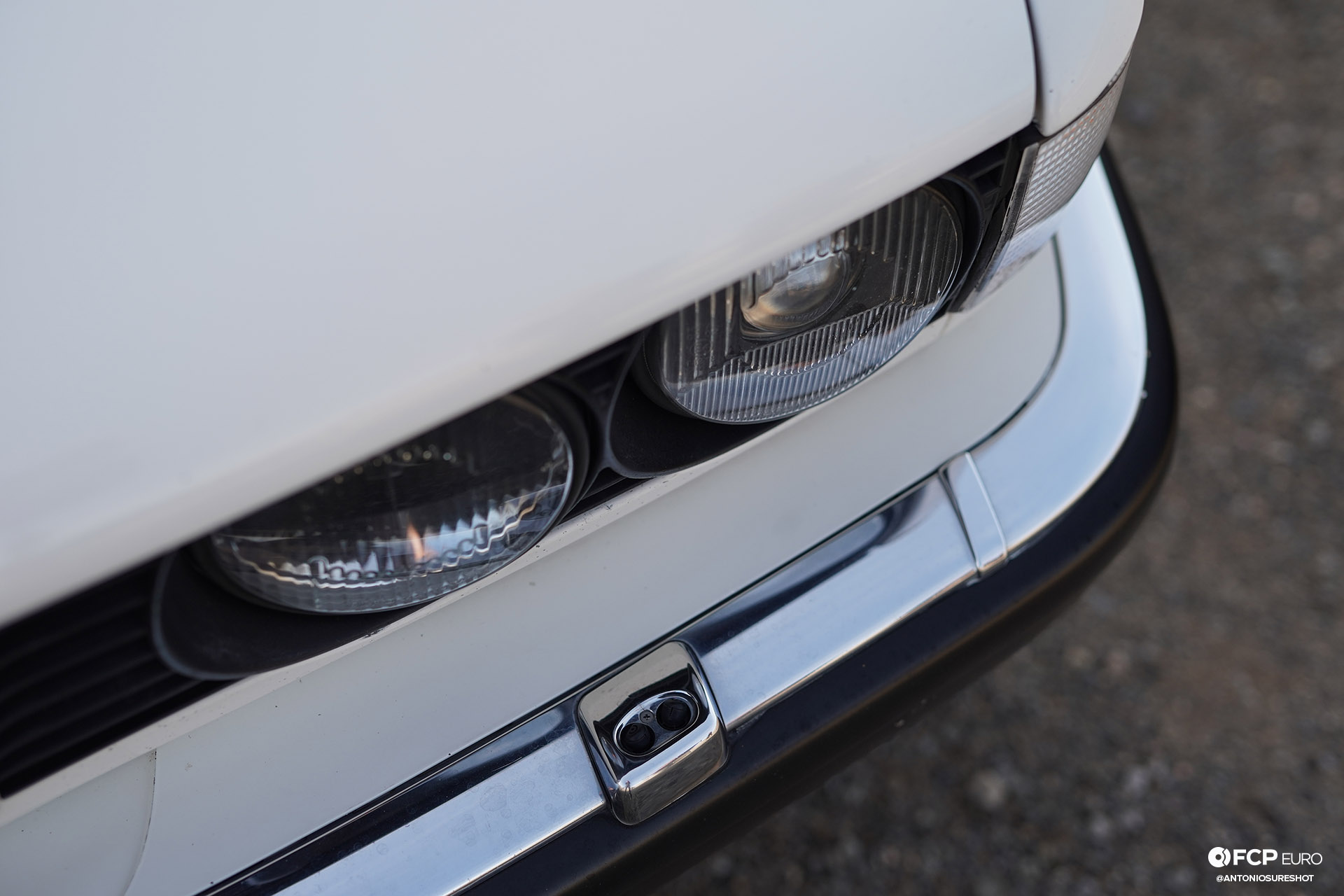 BMW E32 750iL 6 speed A9A02564