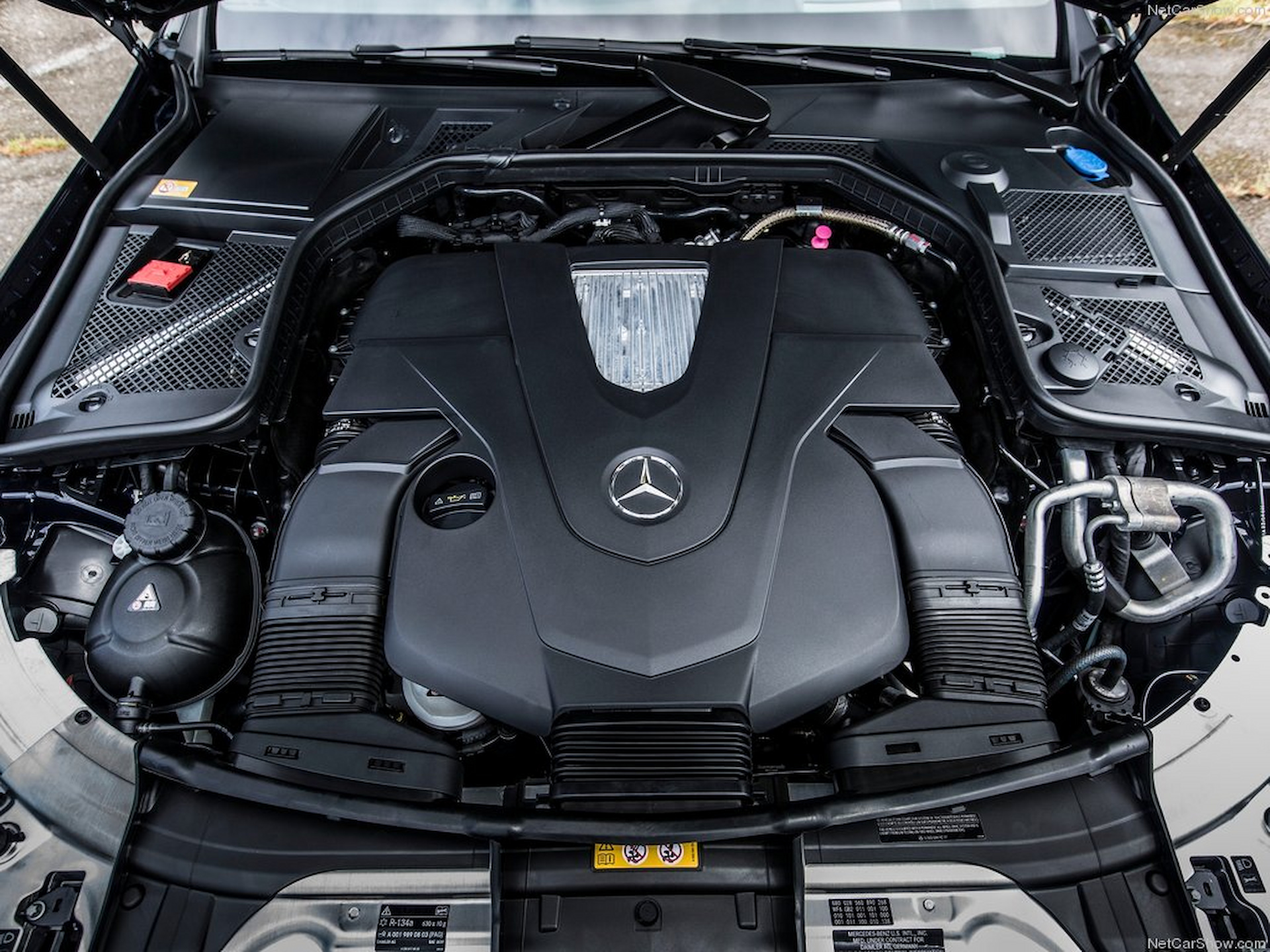 Mercedes W205 M276