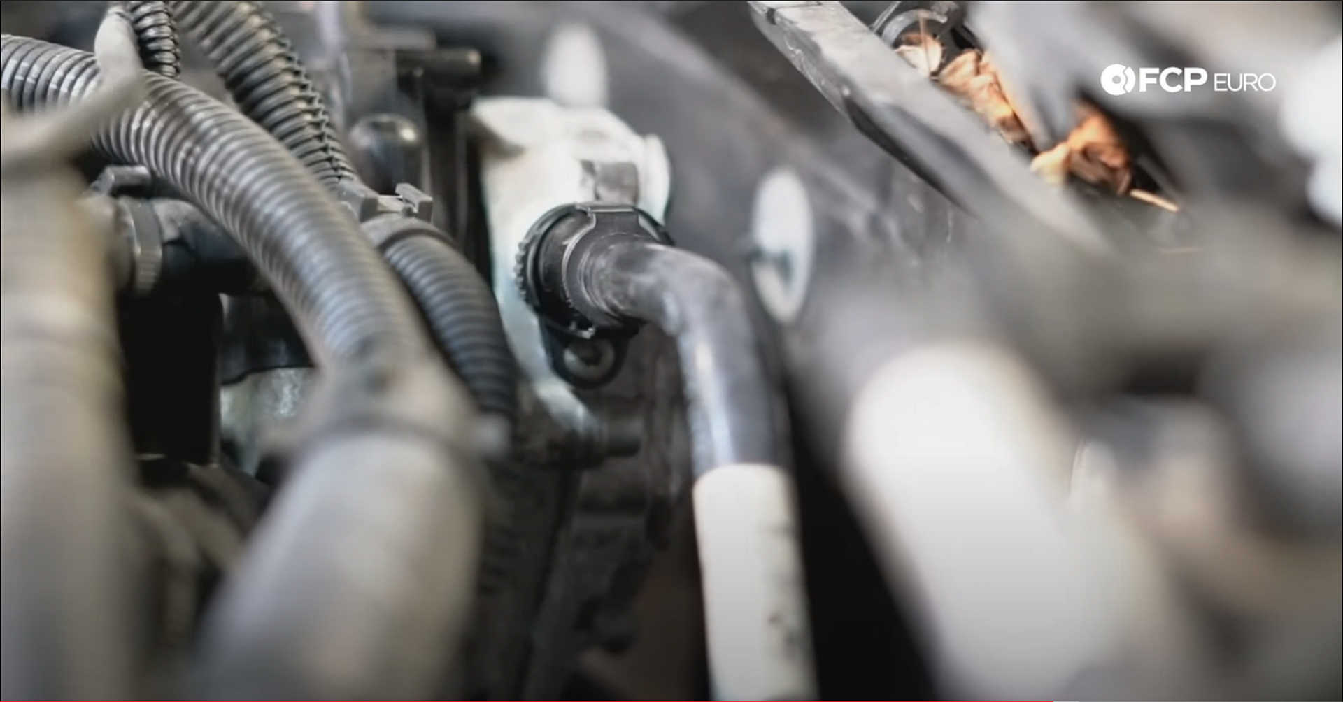 DIY BMW N20 Timing Chain the connected vacuum pump line