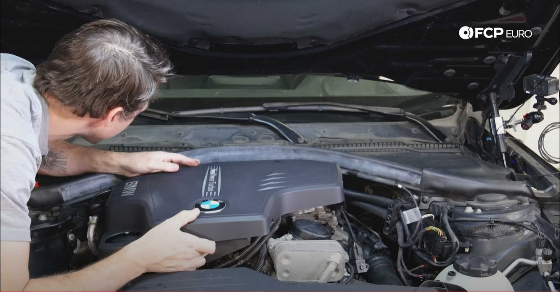 DIY BMW N20 Timing Chain fitting the plastic engine cover