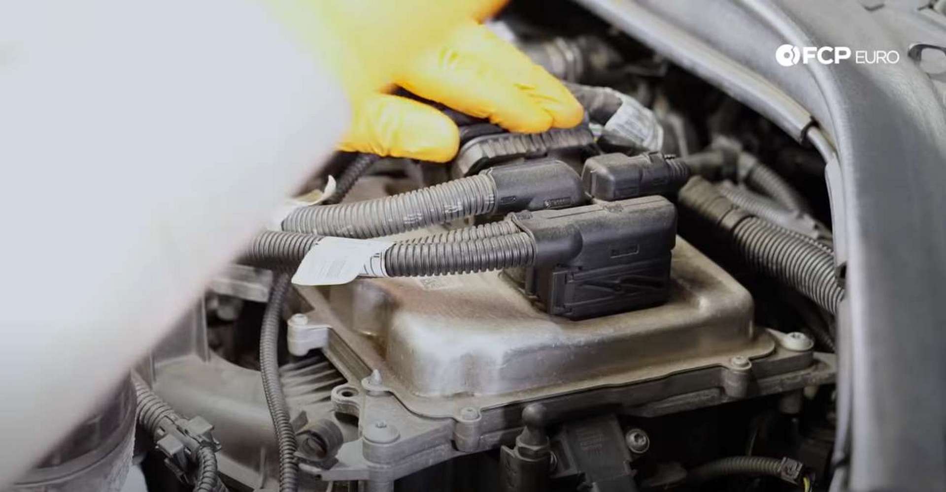DIY BMW F30 Oil Filter Housing Gasket Replacement unplugging the DME