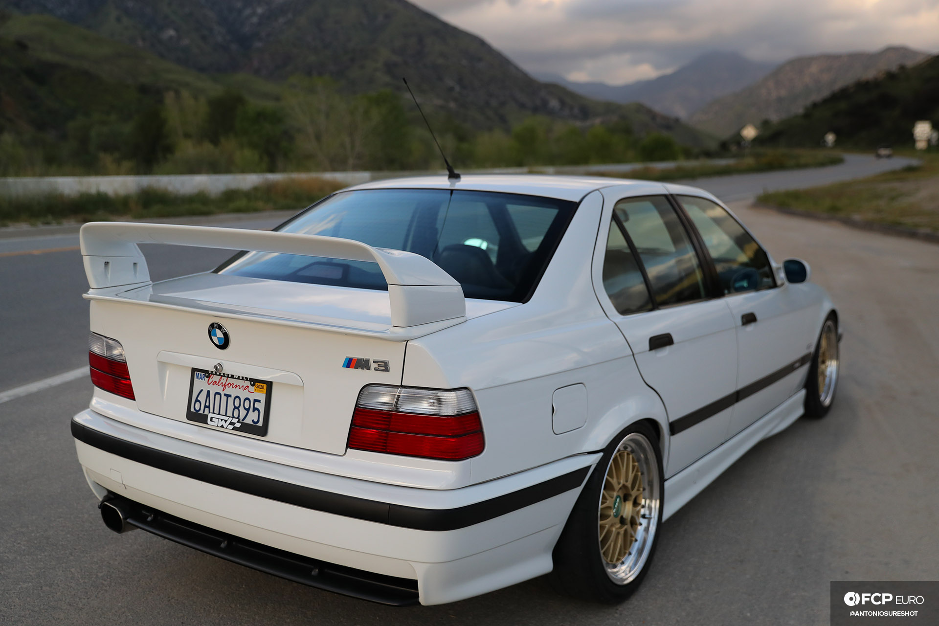 Garage Welt E36 BMW M3 4door sedan BBS Brembo