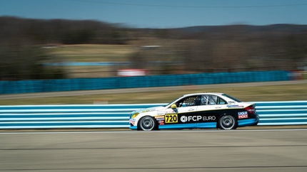 Weekend Wallpaper: Mercedes-Benz C300 Edition
