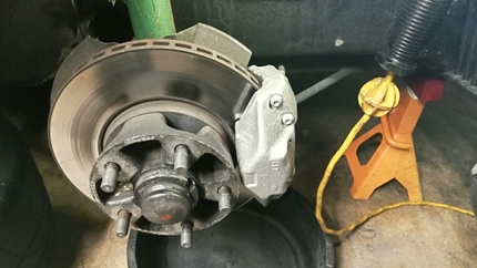 How To Replace The Front Brake Calipers & Rotors On A Classic Air-Cooled Porsche 911