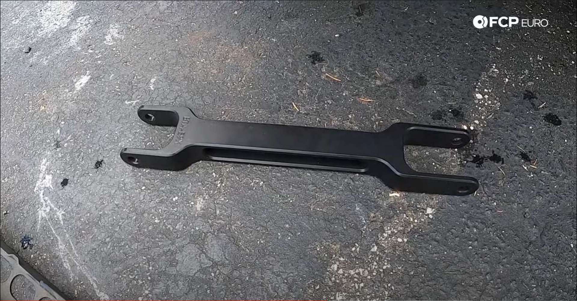 DIY E90 BMW Rear Trailing Arm ear length differences Revshift rear trailing arm