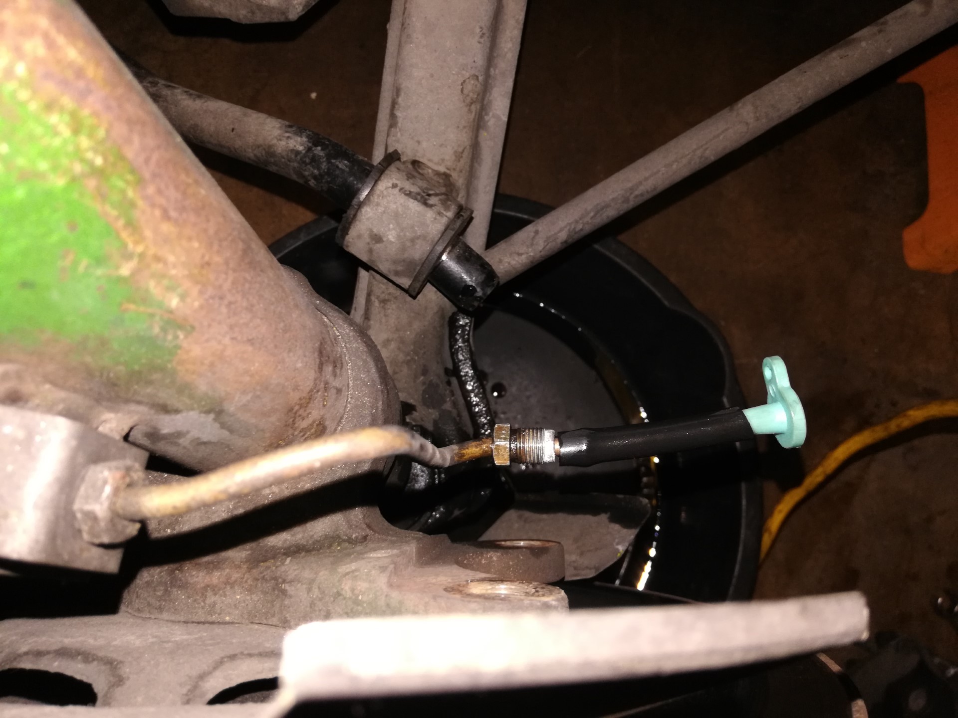 Air-cooled Porsche 911 front brake hard line