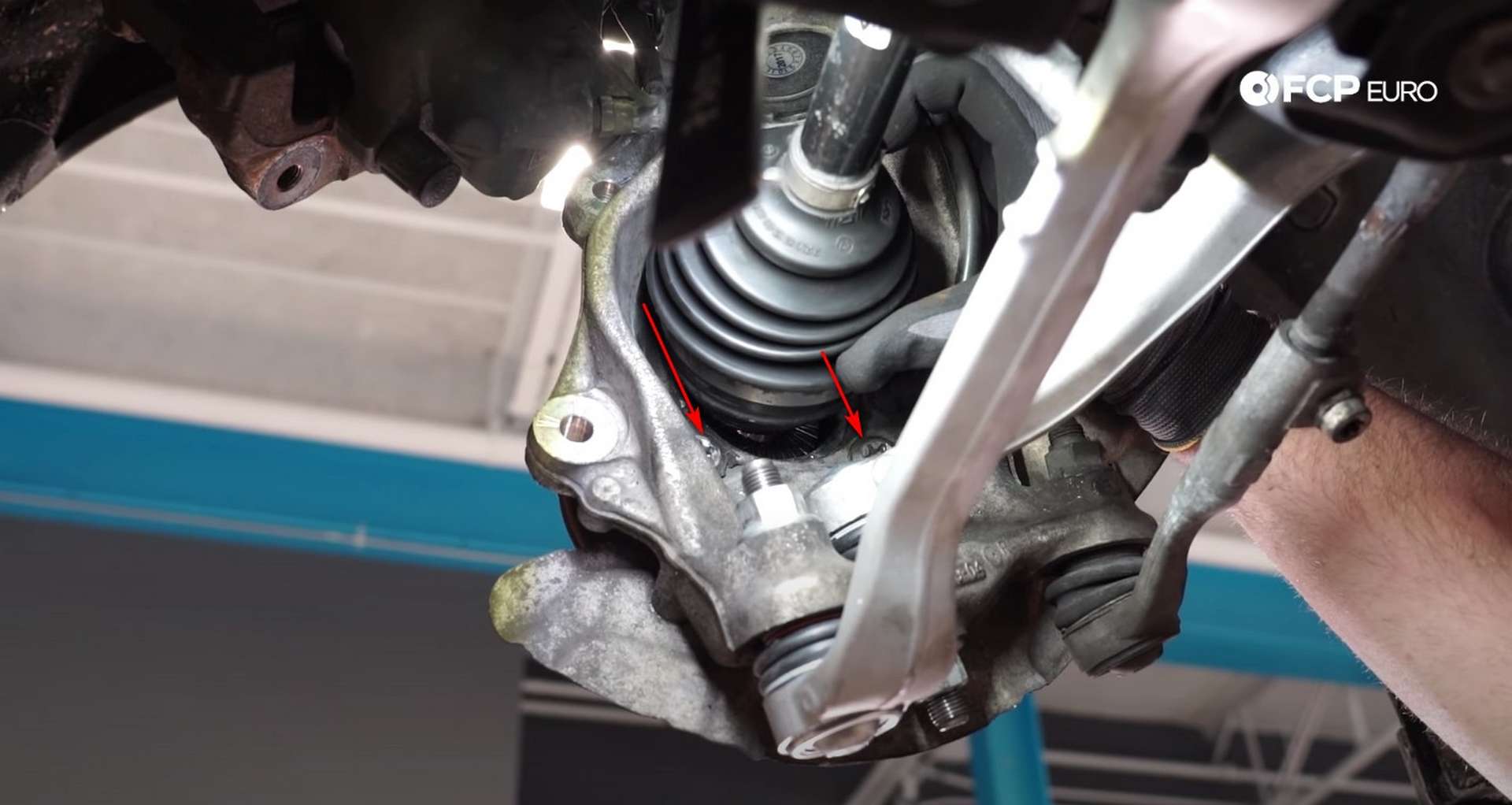 DIY BMW F30 Front Wheel Bearing Replacement hob bolt location