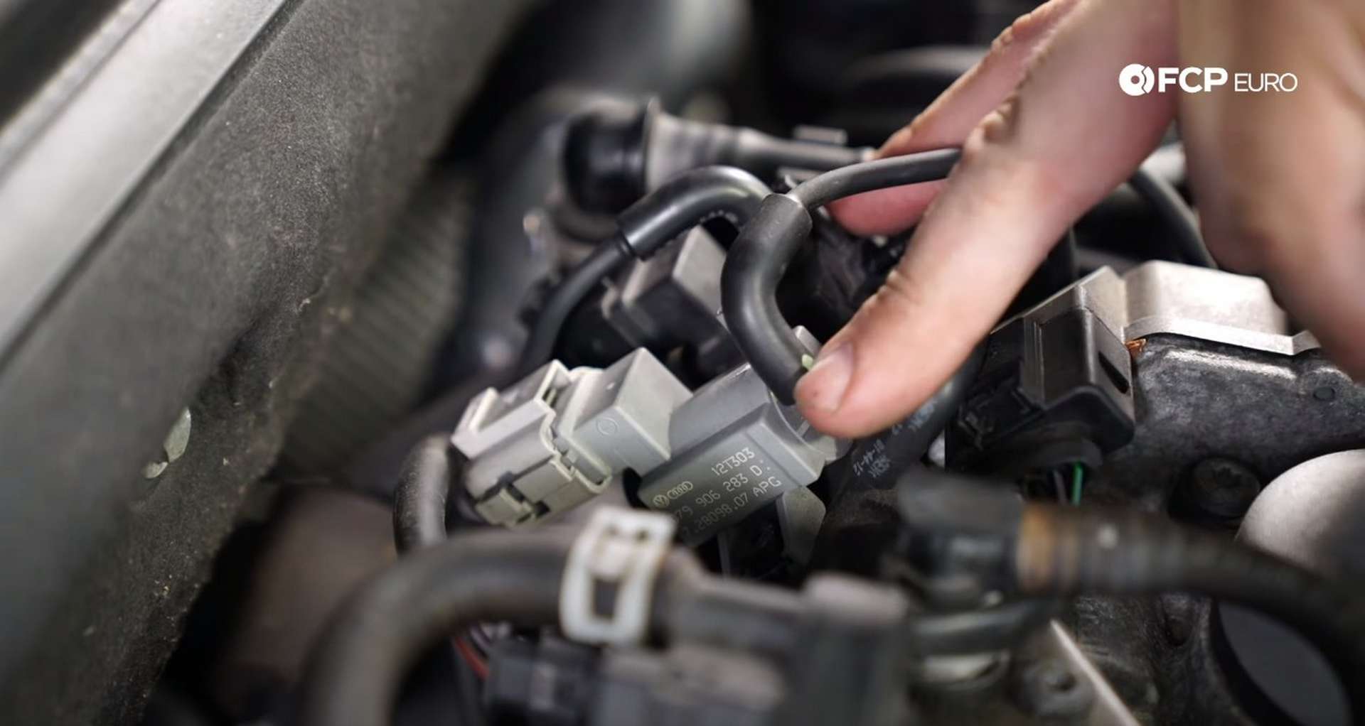 19_DIY_Audi_B8.5_Water_Pump-Removing-Supercharger