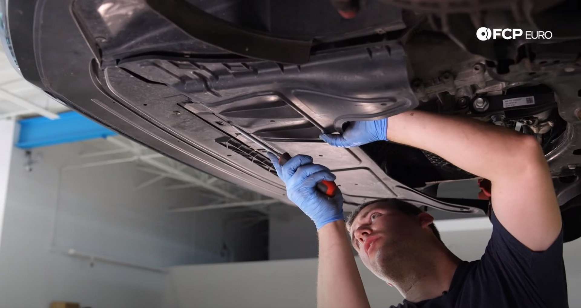 18-DIY_VW_GTI_Clutch-Job-Draining-Fluids