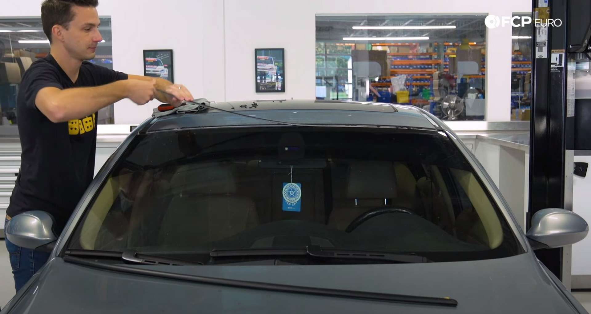 DIY BMW E9X Windshield Replacement removing the metal strip
