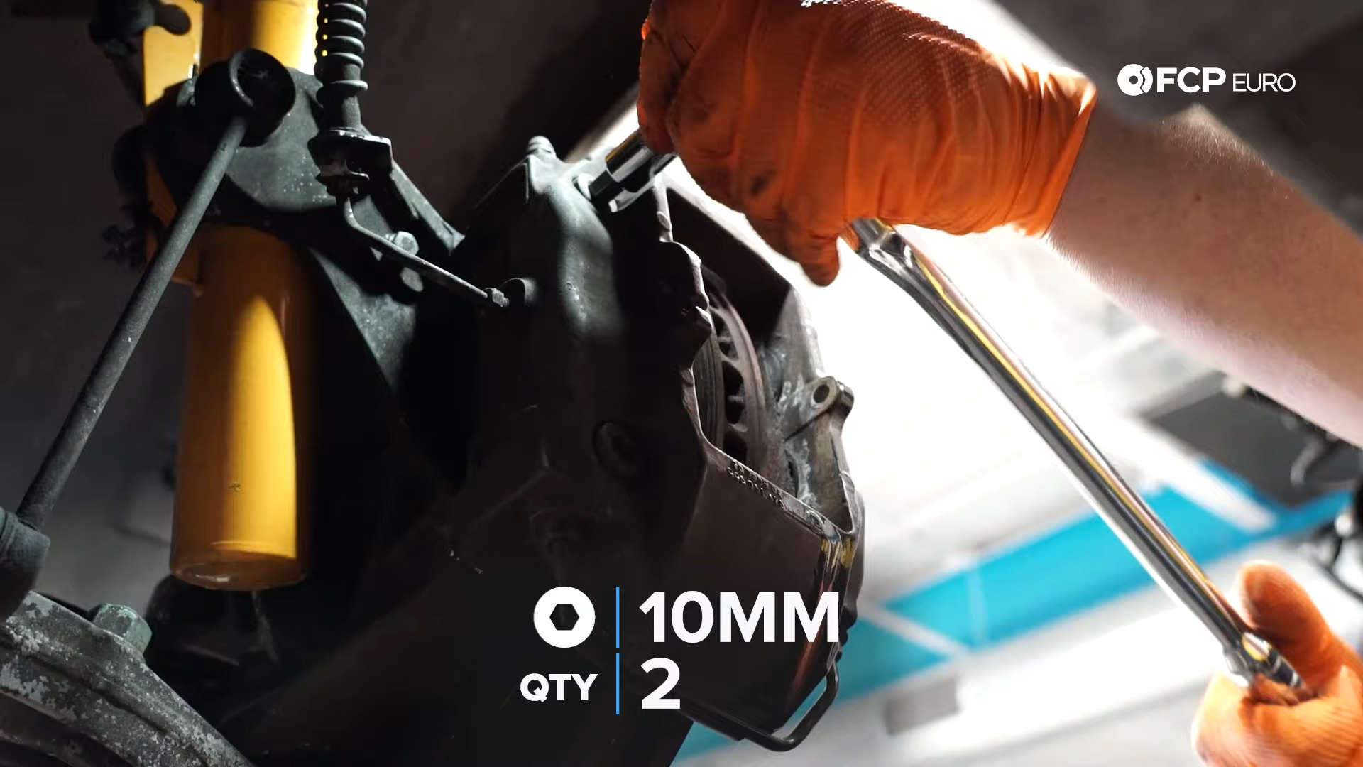 Porsche 996 911 Front Brakes Replacement Caliper Bolt Removal