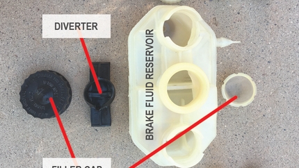 How to clean your Mercedes 450SL Brake Fluid Reservoir
